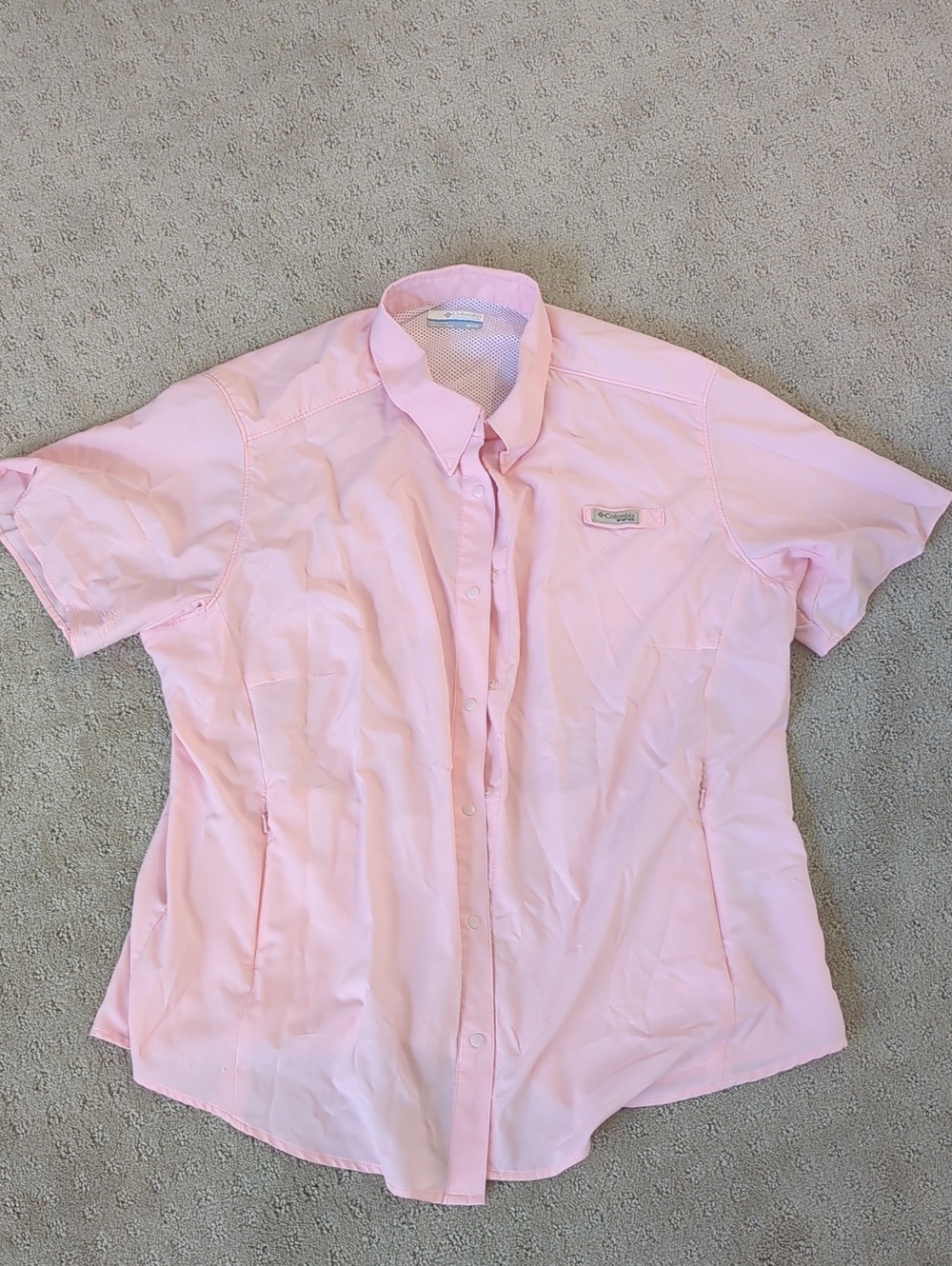 Columbia Light Pink Short-Sleeve Fishing Shirt